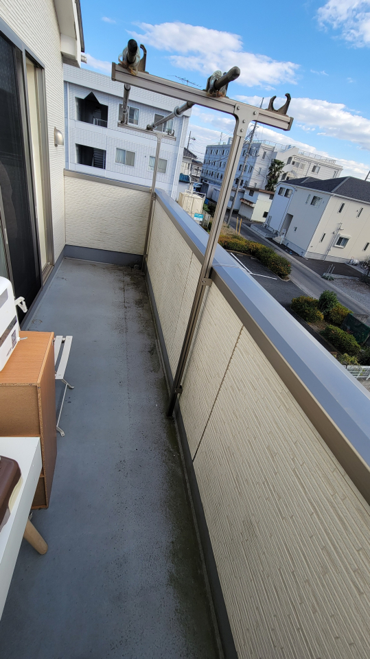 �o���R�j�[ -